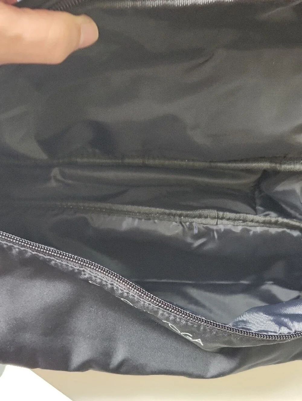 Beyond Yoga Black Duffel Tote with Drawstring and Zip Pocket